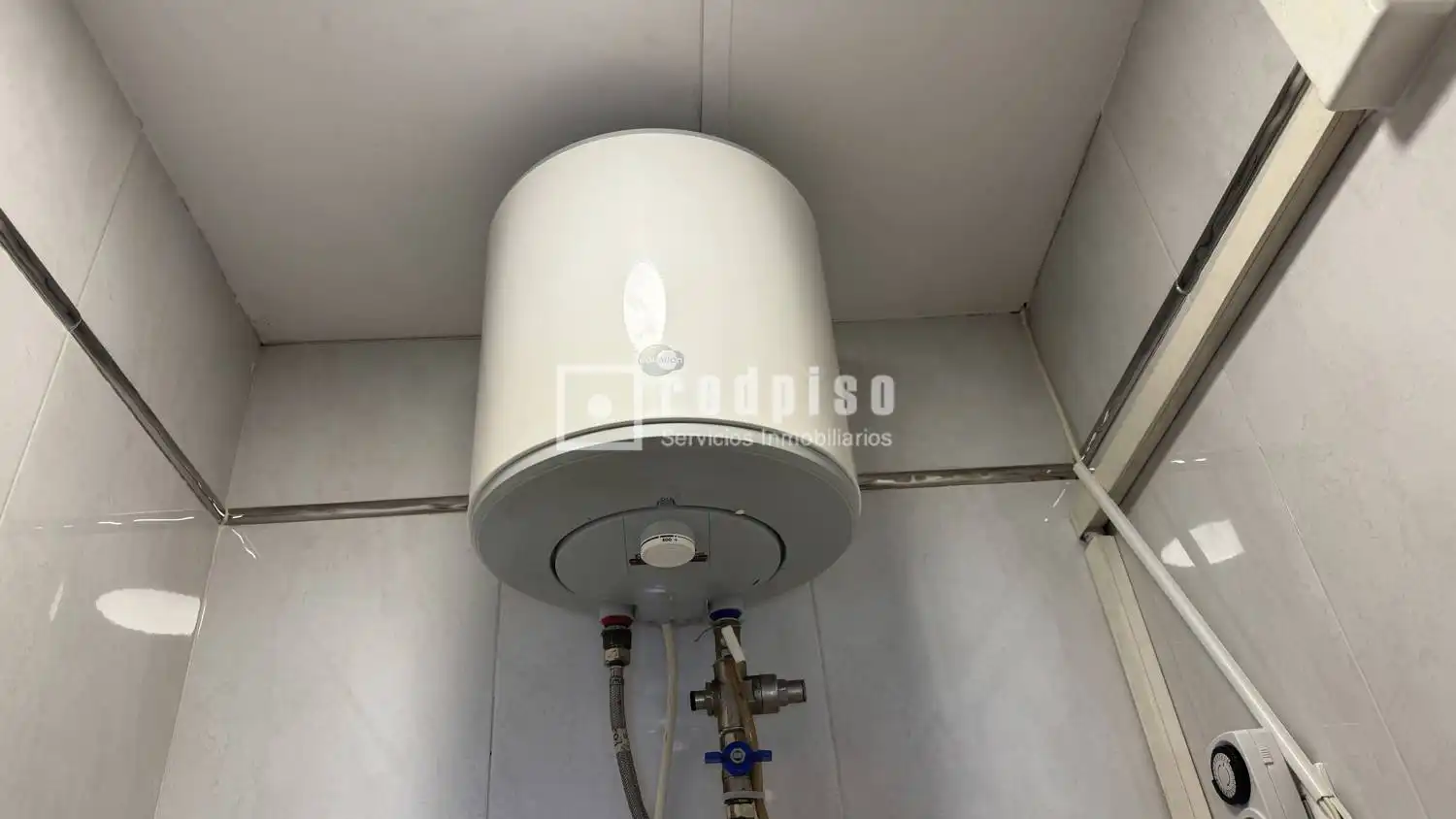Badezimmer von Geschaftsraum zur Miete in Madrid mit Klimaanlage