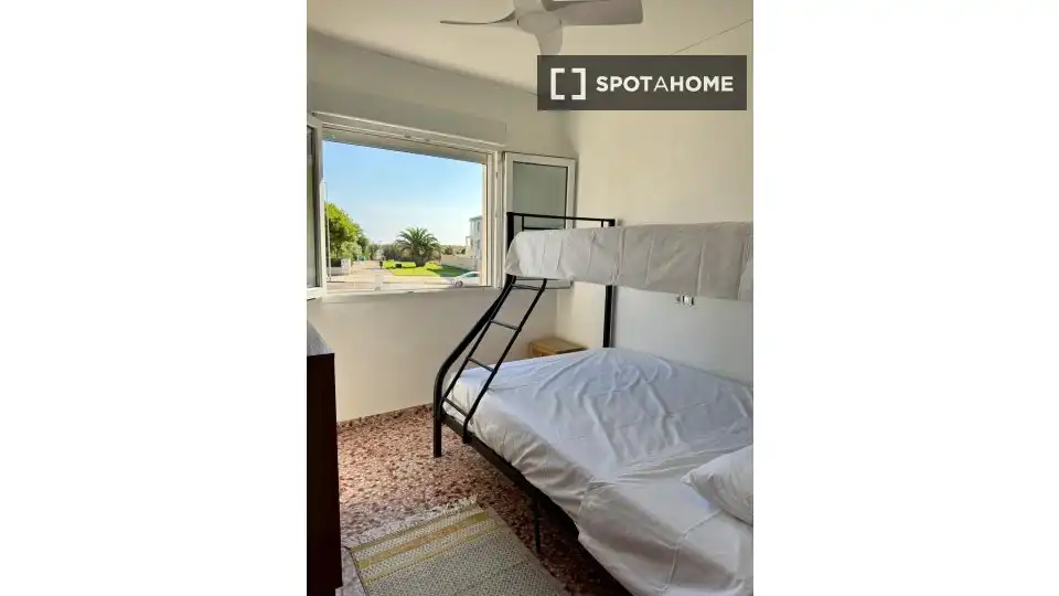 Bedroom of Flat for rent in Oliva Playa
