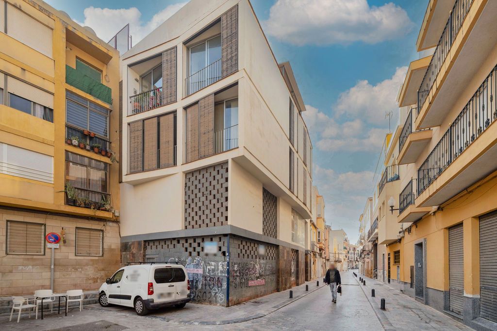 Vista exterior de Local en venda en Alicante / Alacant