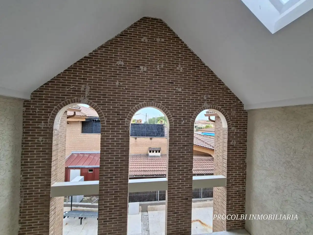 Vista exterior de Dúplex en venta en El Casar con Aire acondicionado y Trastero