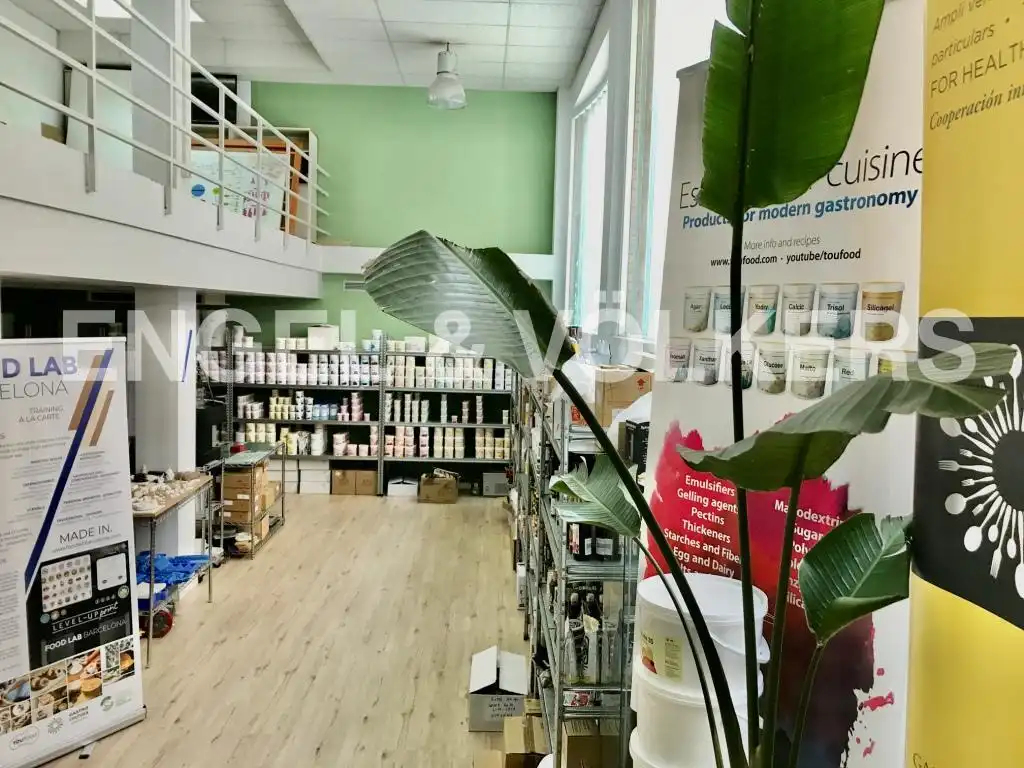 Oficina en venta en Barcelona con Terraza