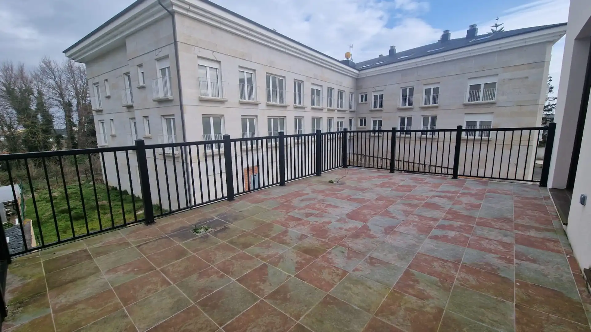 Terrace of Houses for sale in Barreiros  with Parquet flooring, Terrace and Storage room