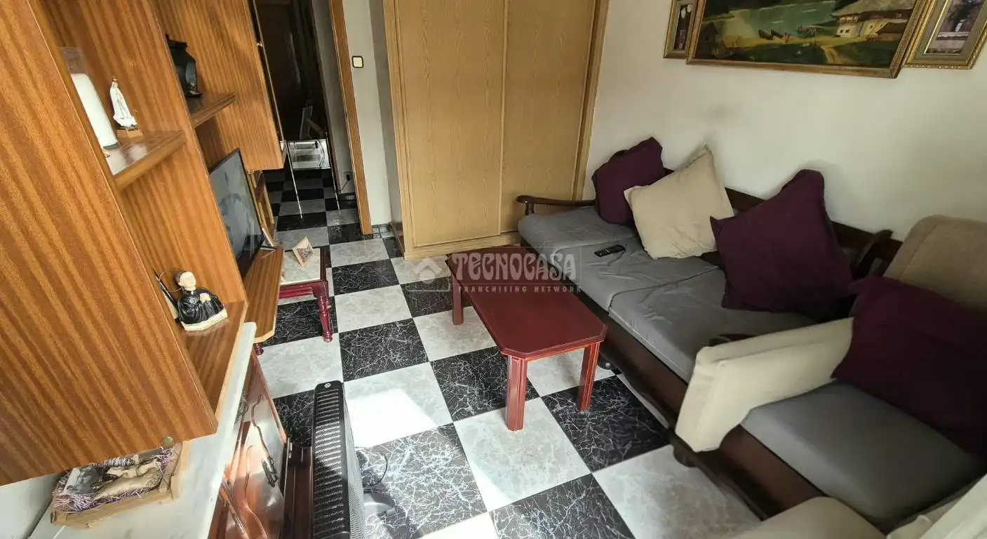 Wohnzimmer von Wohnung zum Verkauf in  Madrid Capital