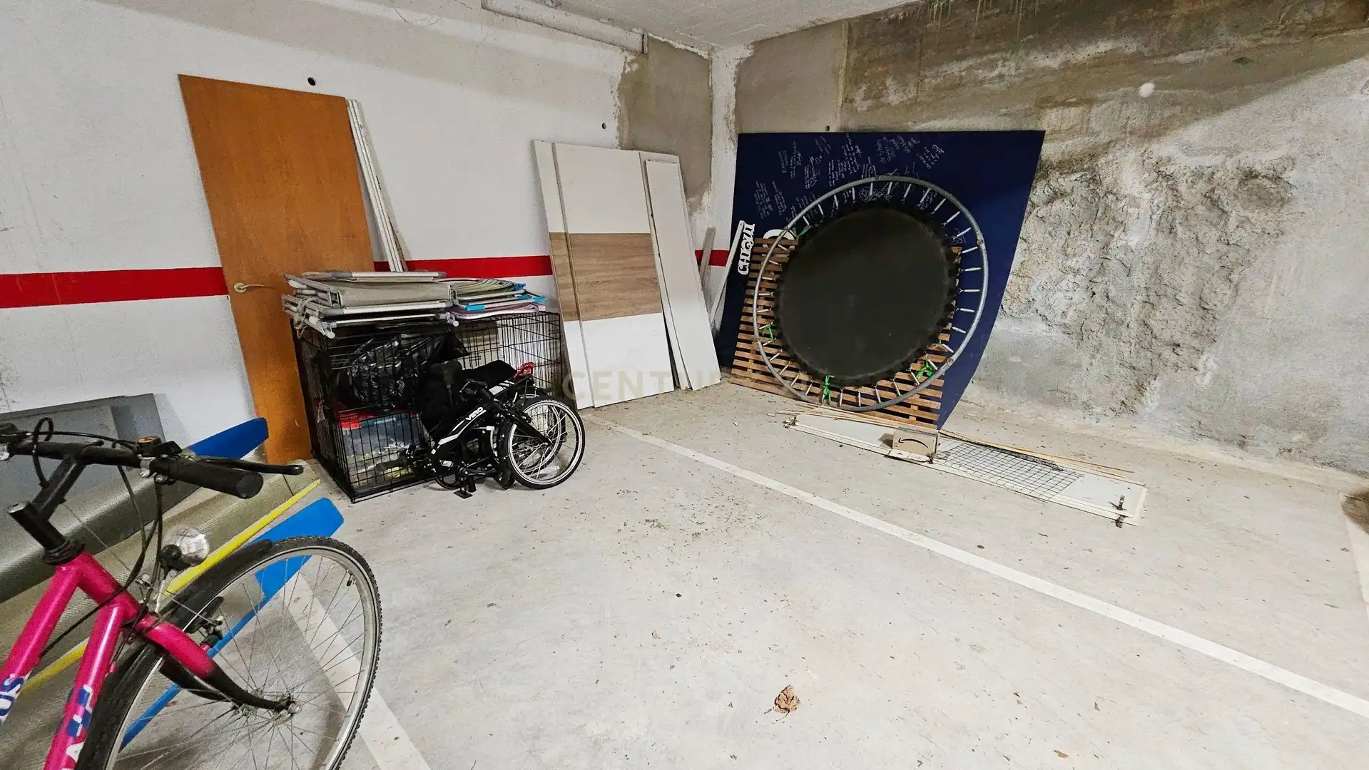 Aparcament de Apartament en venda en Llançà amb Forn, Rentadora i Microones