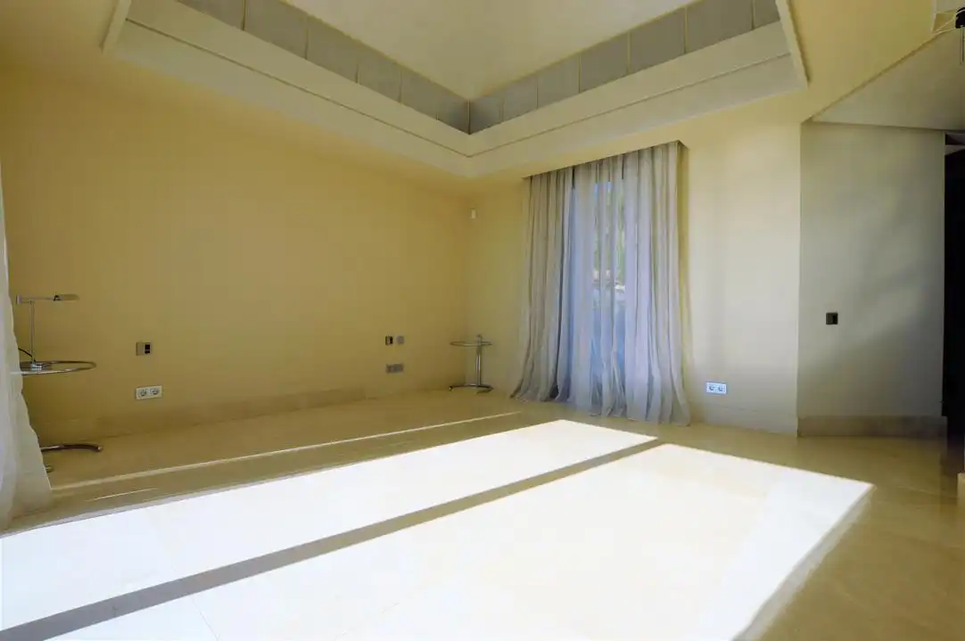 Chalet con piscina en venta en Calle Verdi, imagen 12