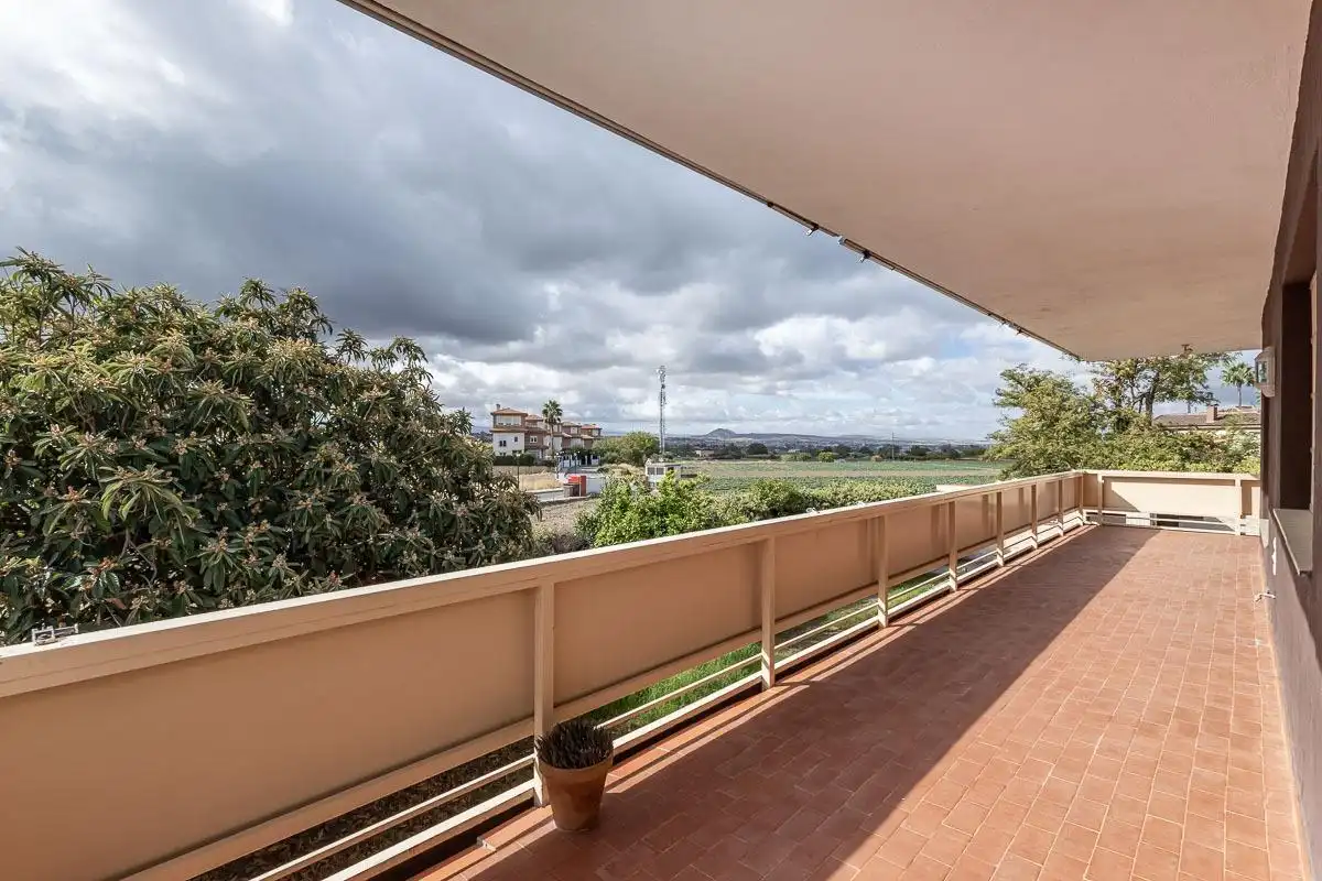 Houses for sale in Avenida HUETOR VEGA, Cájar