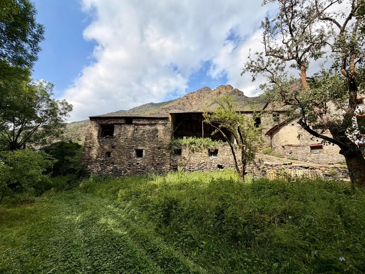 Vista exterior de Finca rústica en venda en Farrera
