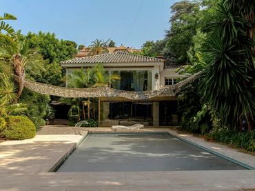 Casa amb piscina en venda a De Les Monges