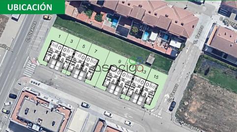 Foto 2 de Casa adosada en venta en Perdigote, 1, Marchamalo, Guadalajara