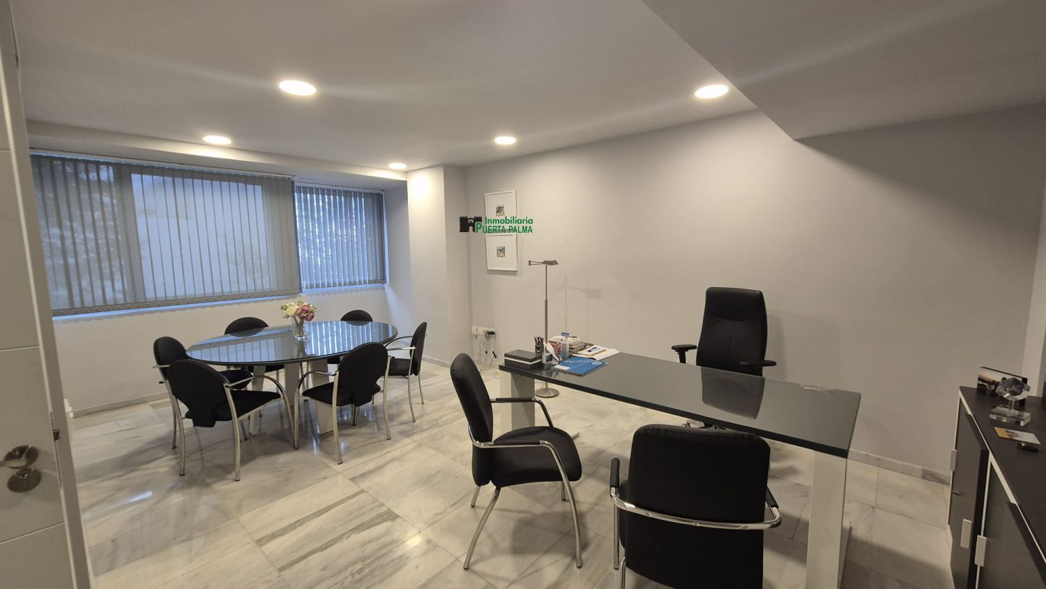 Office for sale in Badajoz Capital  with Air Conditioner and Heating