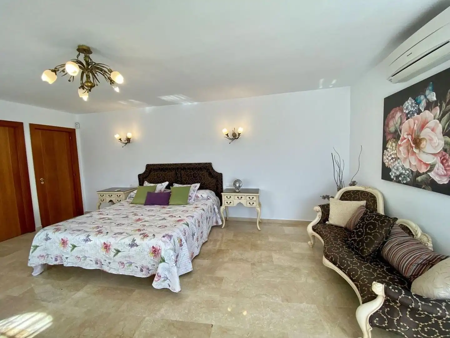 Chalet con piscina en venta en Avenida del Pacífico, imagen 10