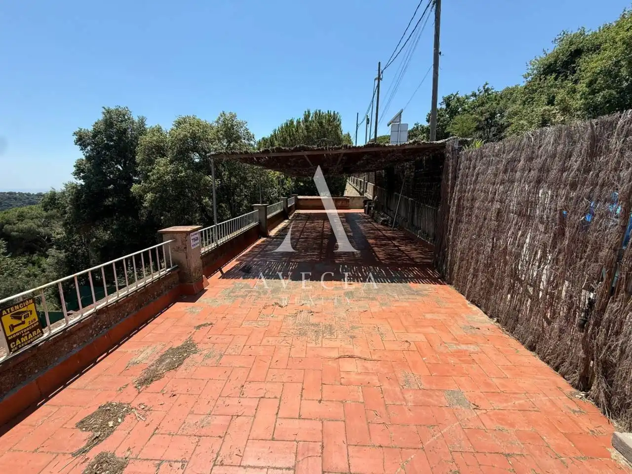 Terrassa de Casa o xalet en venda en Sant Cugat del Vallès amb Jardí privat i Piscina