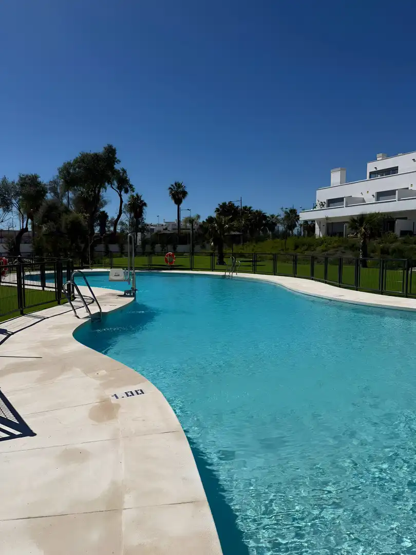 Swimming pool of Apartments for rent in Estepona  with Air Conditioner, Terrace and Swimming Pool