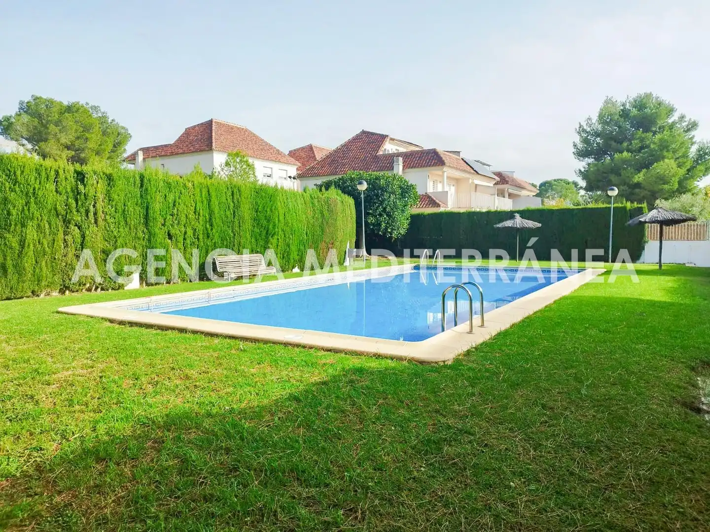 Casa adosada en venta en Calle PUIGCAMPANA, Casas Verdes