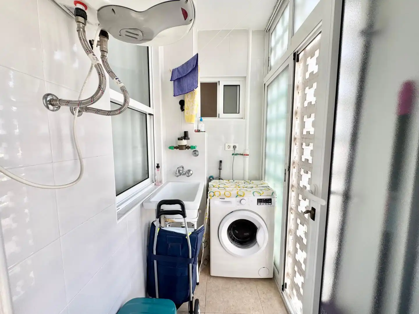 Bathroom of Apartments for rent in Torrevieja  with Heating, Terrace and Furnished