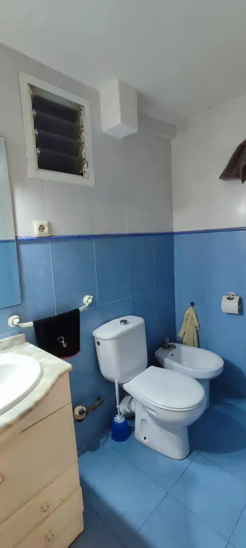 Bathroom of Flat for rent in Mislata  with Storage room, Furnished and Balcony