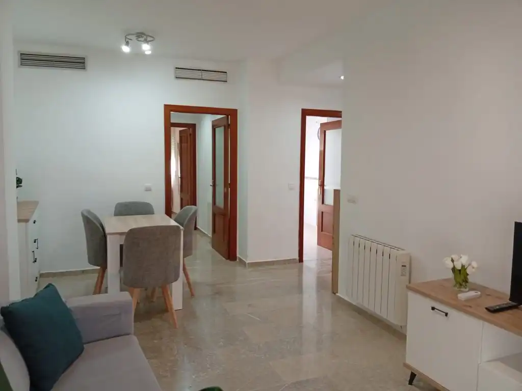 Apartament de lloguer a Calle Torres Naharro, La Estación