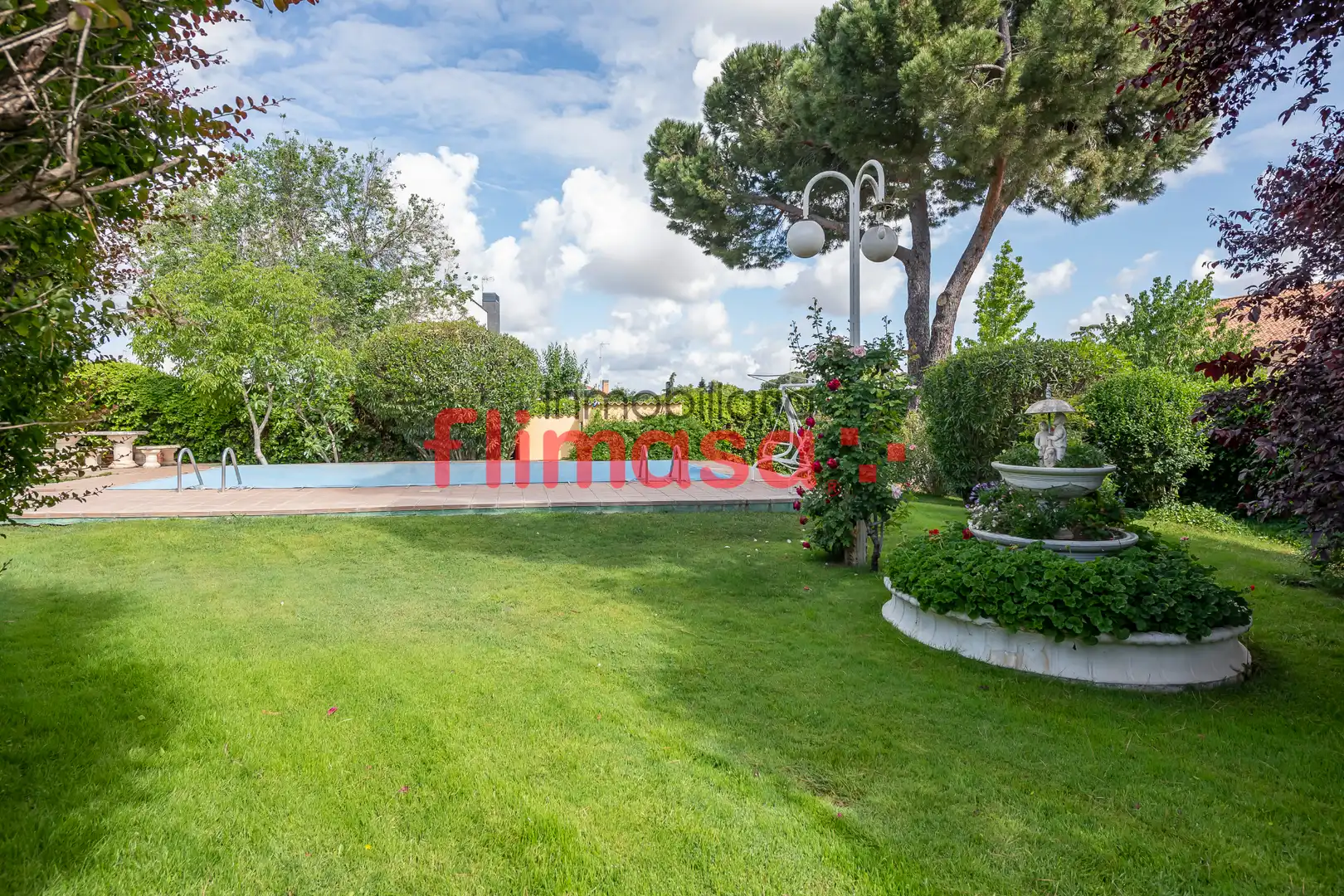 Garden of Houses for sale in Villaviciosa de Odón  with Air Conditioner, Heating and Private garden