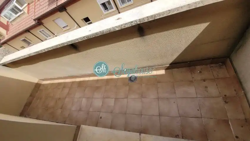 Terrasse von Wohnungen zum Verkauf in Espirdo mit Heizung, Möbliert und Balkon