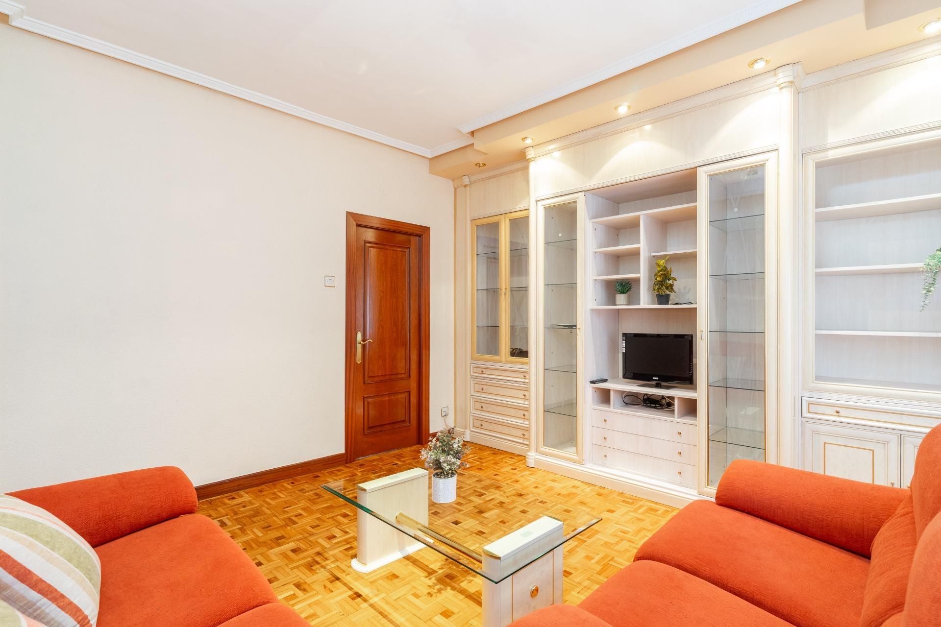 Sala de estar de Piso en venta en Mieres (Asturias) con Calefacción