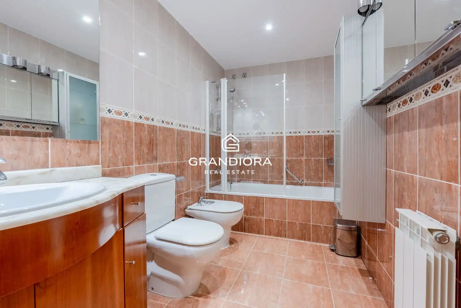 Badezimmer von Maisonette zur Miete in Sant Andreu de Llavaneres mit Klimaanlage, Terrasse und Schwimmbad