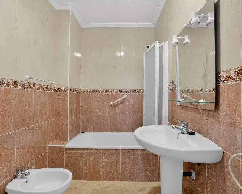Maison mitoyenne avec piscine à vendre à N/A, imagen 13
