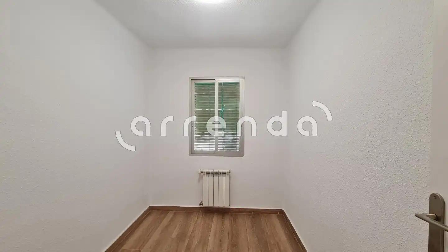 Bedroom of Flat for rent in Madrid  with Heating and Terrace