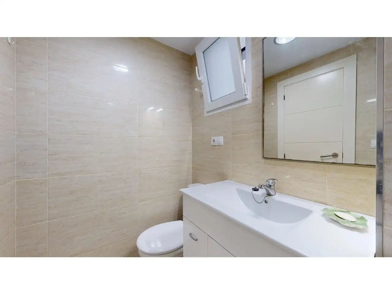 Baño de Piso en venta en Valencia con Jardín privado