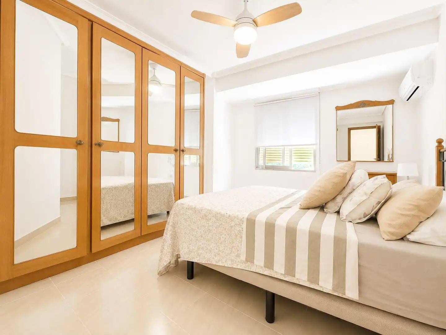 Habitación de Piso en venta en Valencia con Aire acondicionado y Balcón