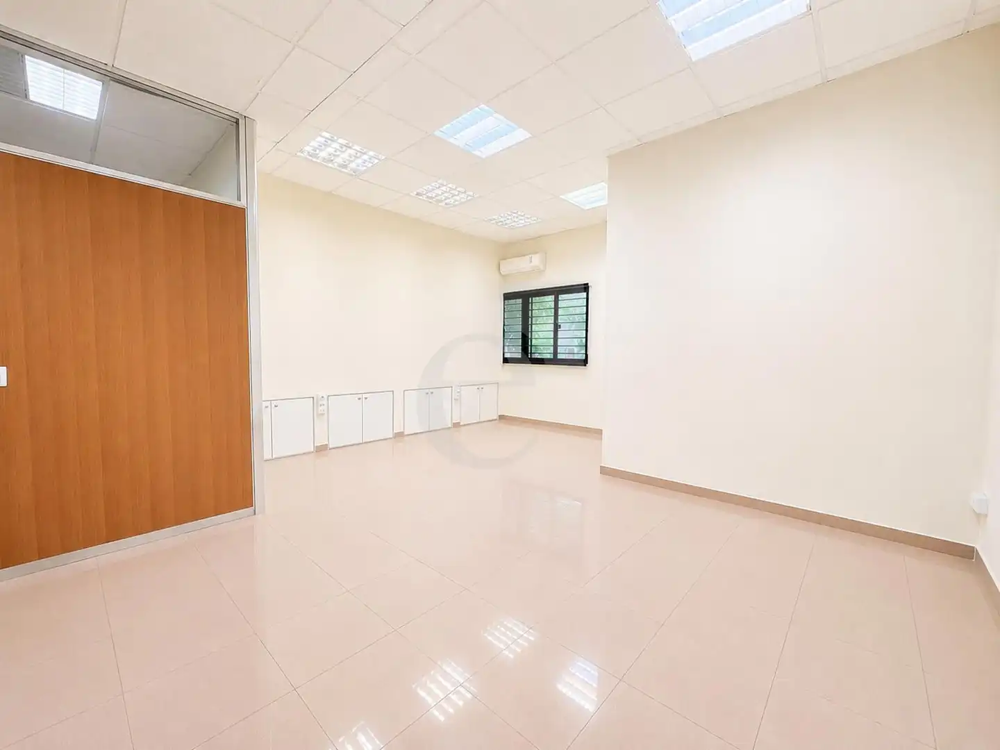 Oficina de alquiler en Valencia con Aire acondicionado y Calefacción