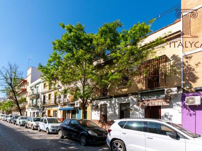 Vista exterior de Casa o xalet en venda en  Sevilla Capital amb Aire condicionat, Calefacció i Terrassa