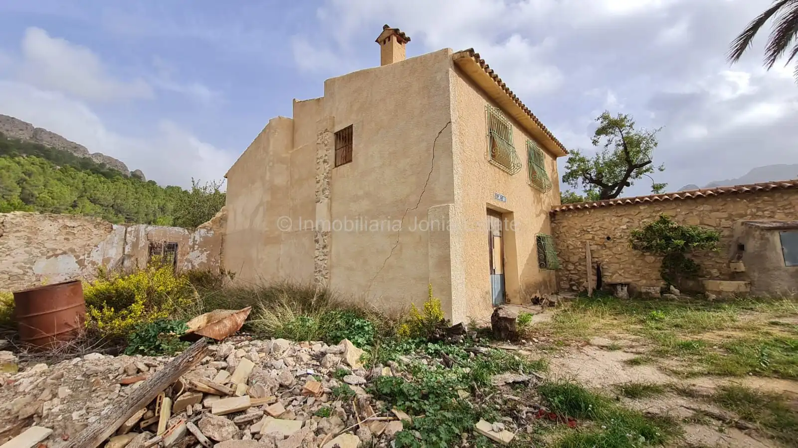 Vista exterior de Casa o xalet en venda en Benimantell amb Terrassa