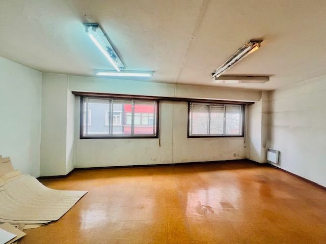 Office for sale in A Coruña Capital 