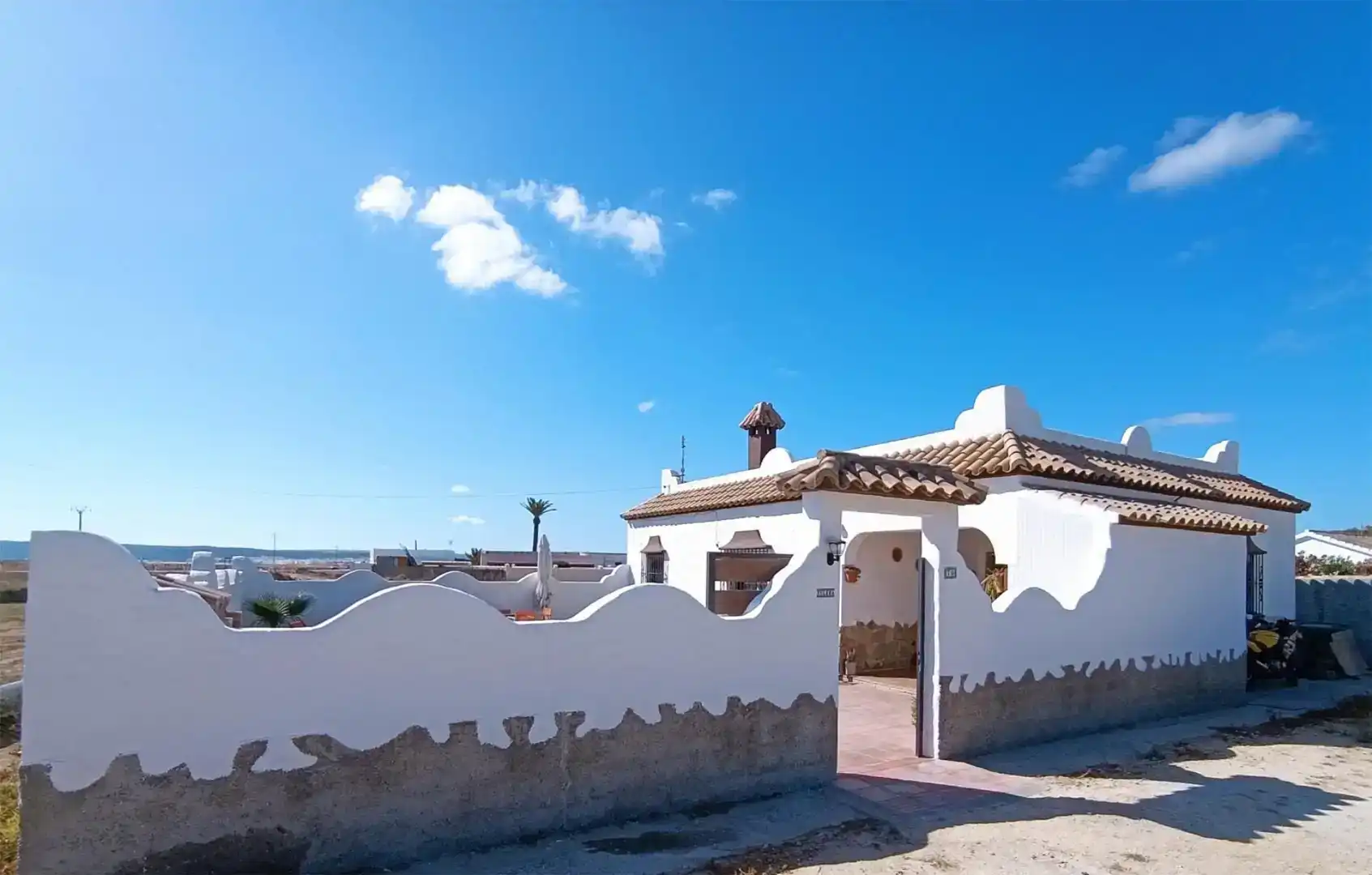 Exterior view of Houses for rent in Barbate