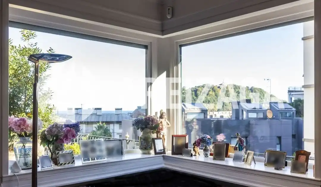 Habitación de Casa o chalet en venta en Donostia - San Sebastián  con Calefacción, Jardín privado y Terraza