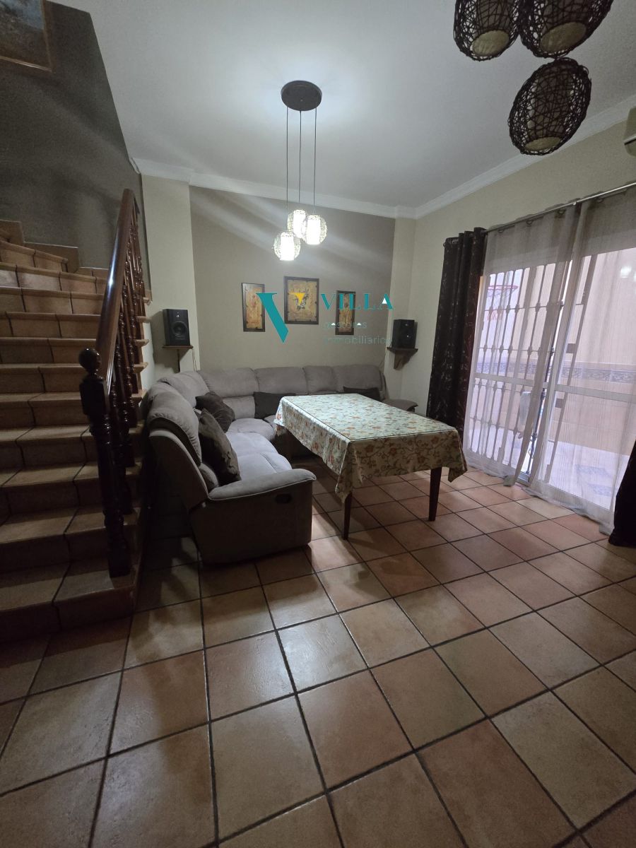Living room of House or chalet for sale in Alcalá de Guadaira  with Air Conditioner and Balcony