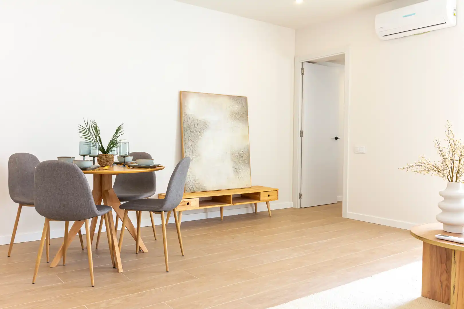 Dining room of Houses for sale in Terrassa  with Heating, Parquet flooring and Oven