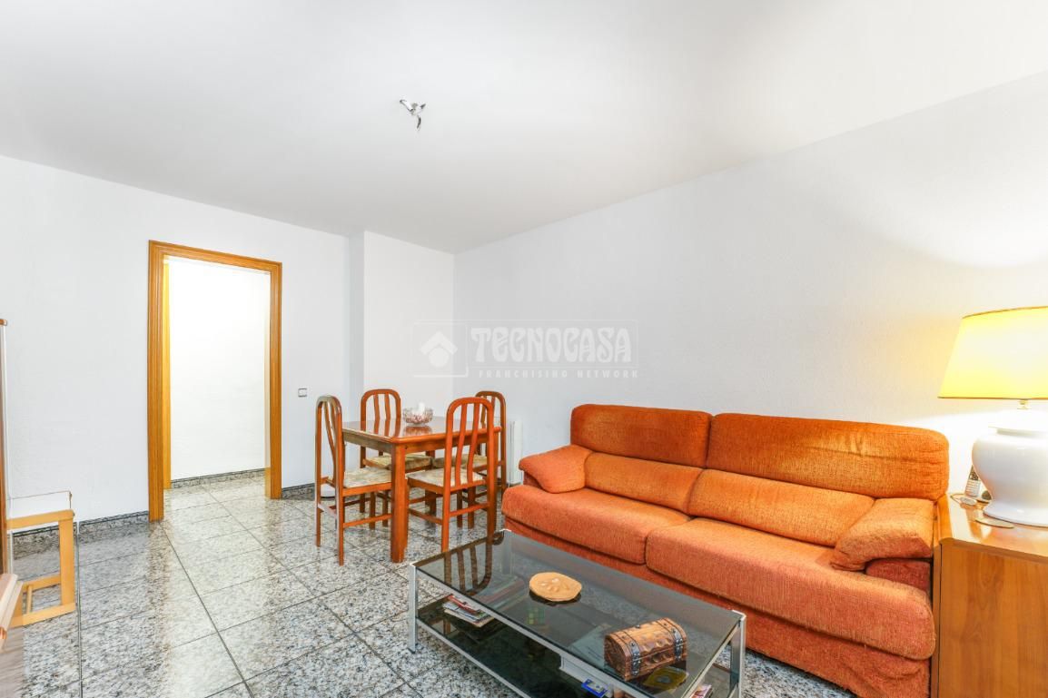 Living room of Flat for sale in Cornellà de Llobregat  with Heating and Terrace