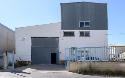 Vista exterior de Nau industrial en venda en Llíria