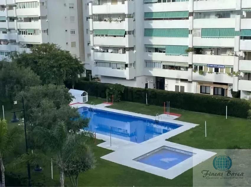 Piscina de Pis en venda en Fuengirola amb Terrassa i Piscina comunitària