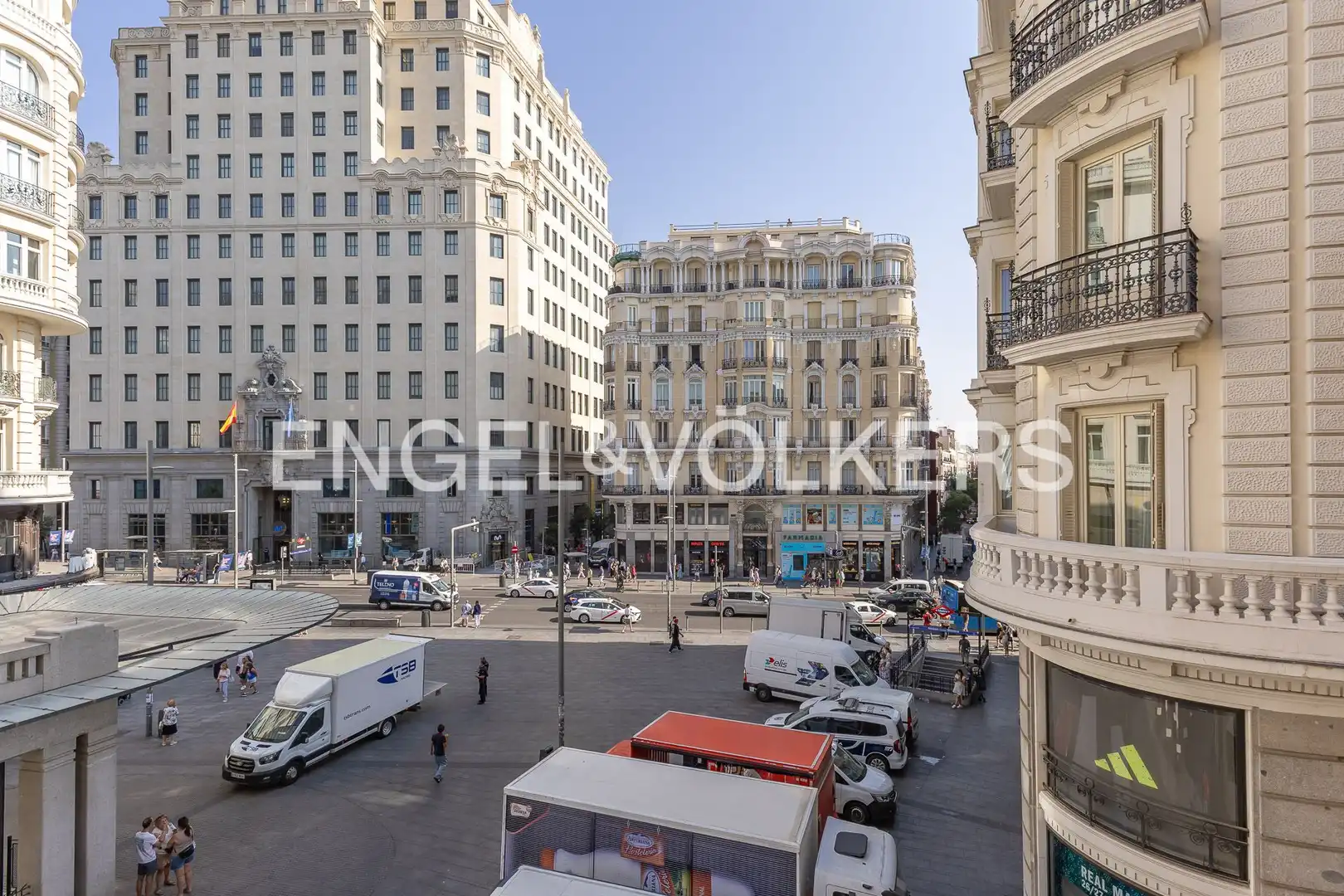 Exterior view of Flat for sale in Madrid  with Air Conditioner, Heating and Parquet flooring