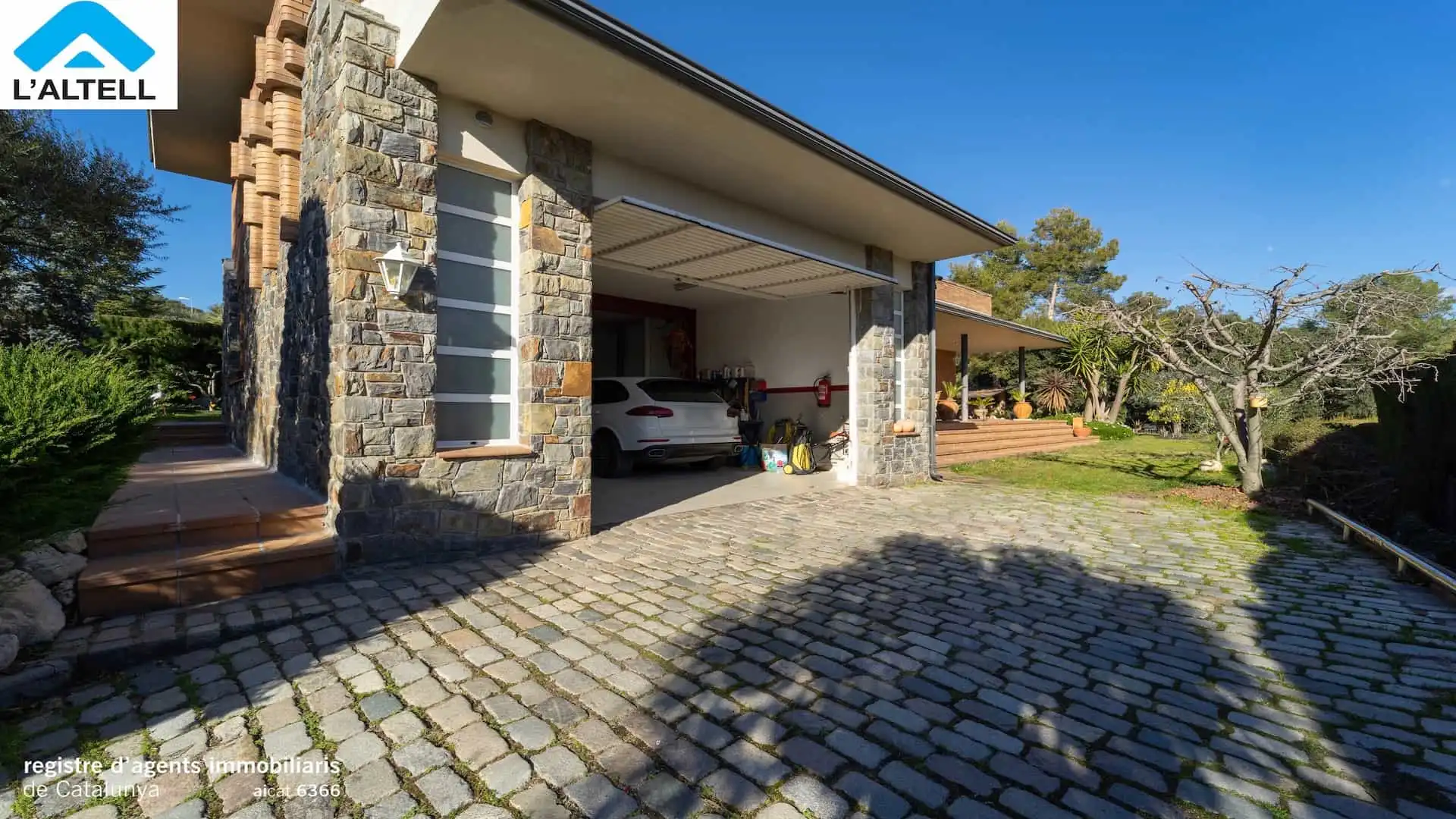 Außenansicht von Haus oder Chalet zum Verkauf in L'Ametlla del Vallès mit Klimaanlage, Heizung und Privatgarten