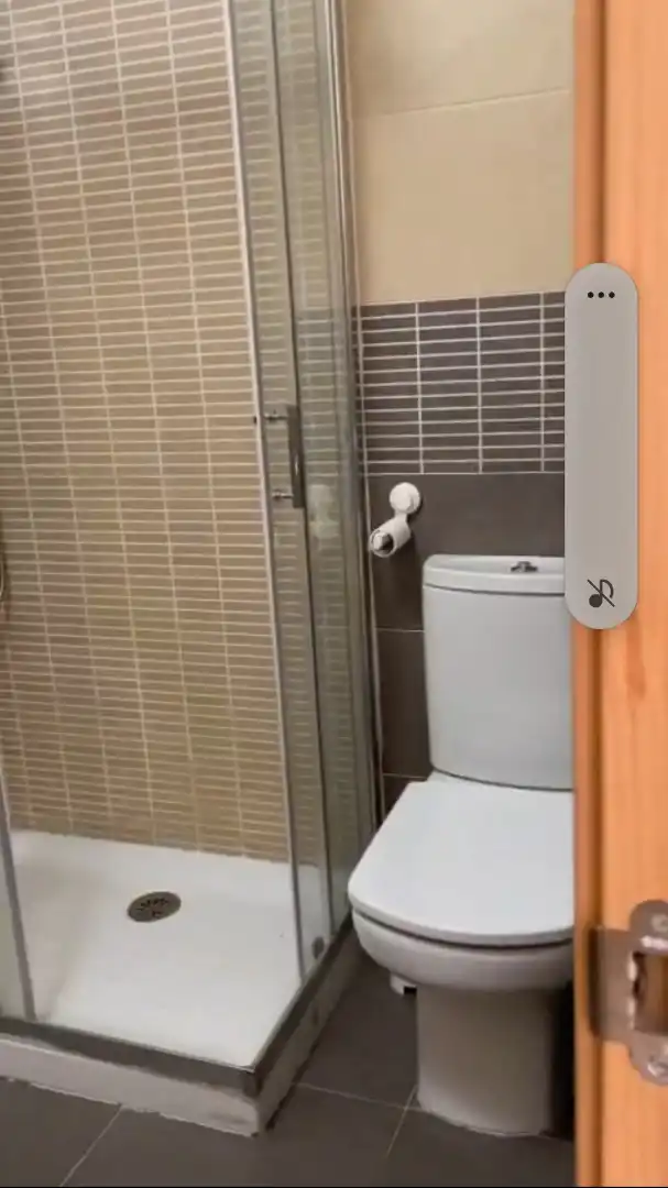 Baño de Piso en venta en Olías del Rey con Calefacción, Parquet y Amueblado