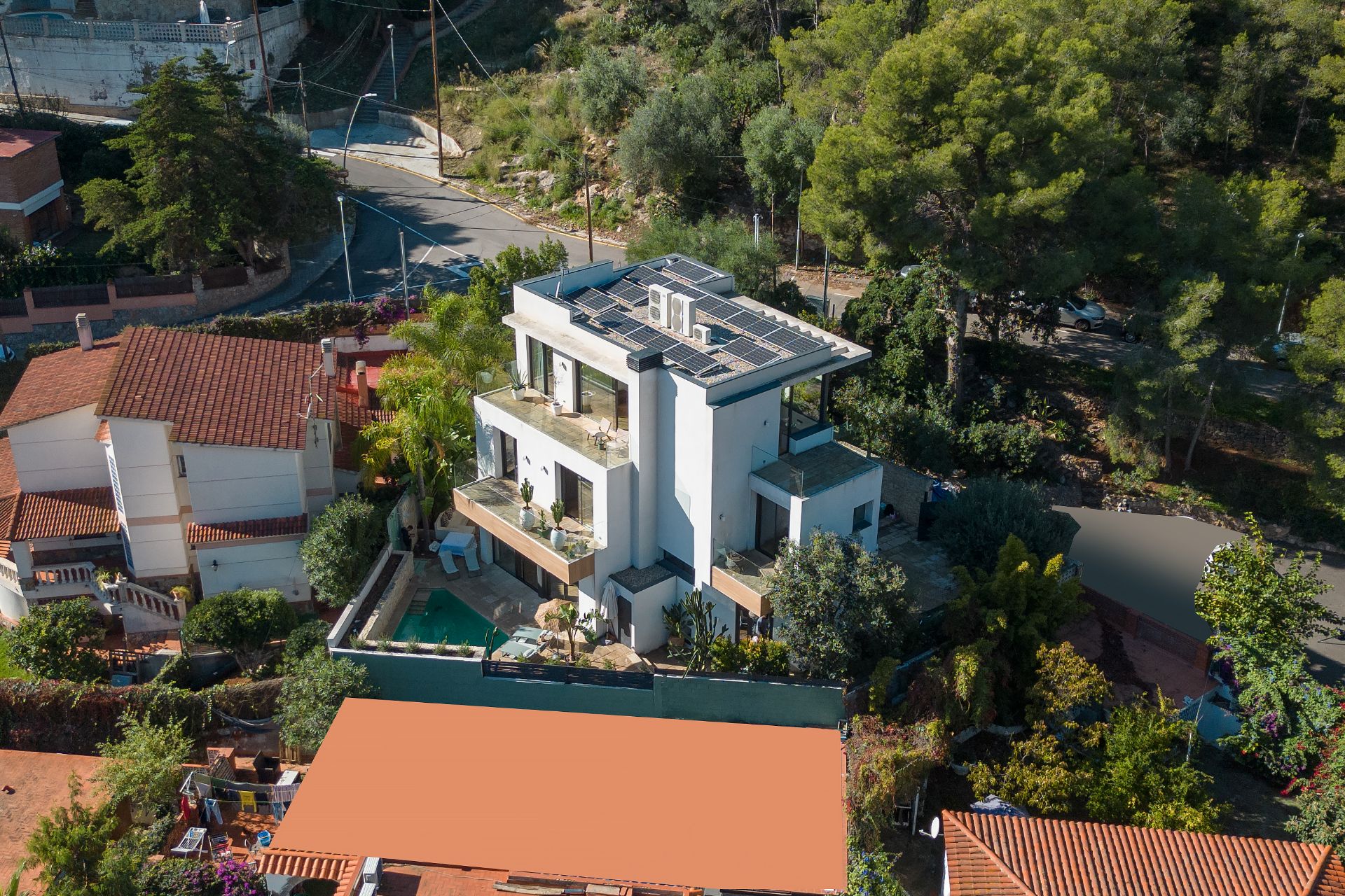 Vista exterior de Casa o xalet en venda en Castelldefels amb Calefacció, Jardí privat i Parquet