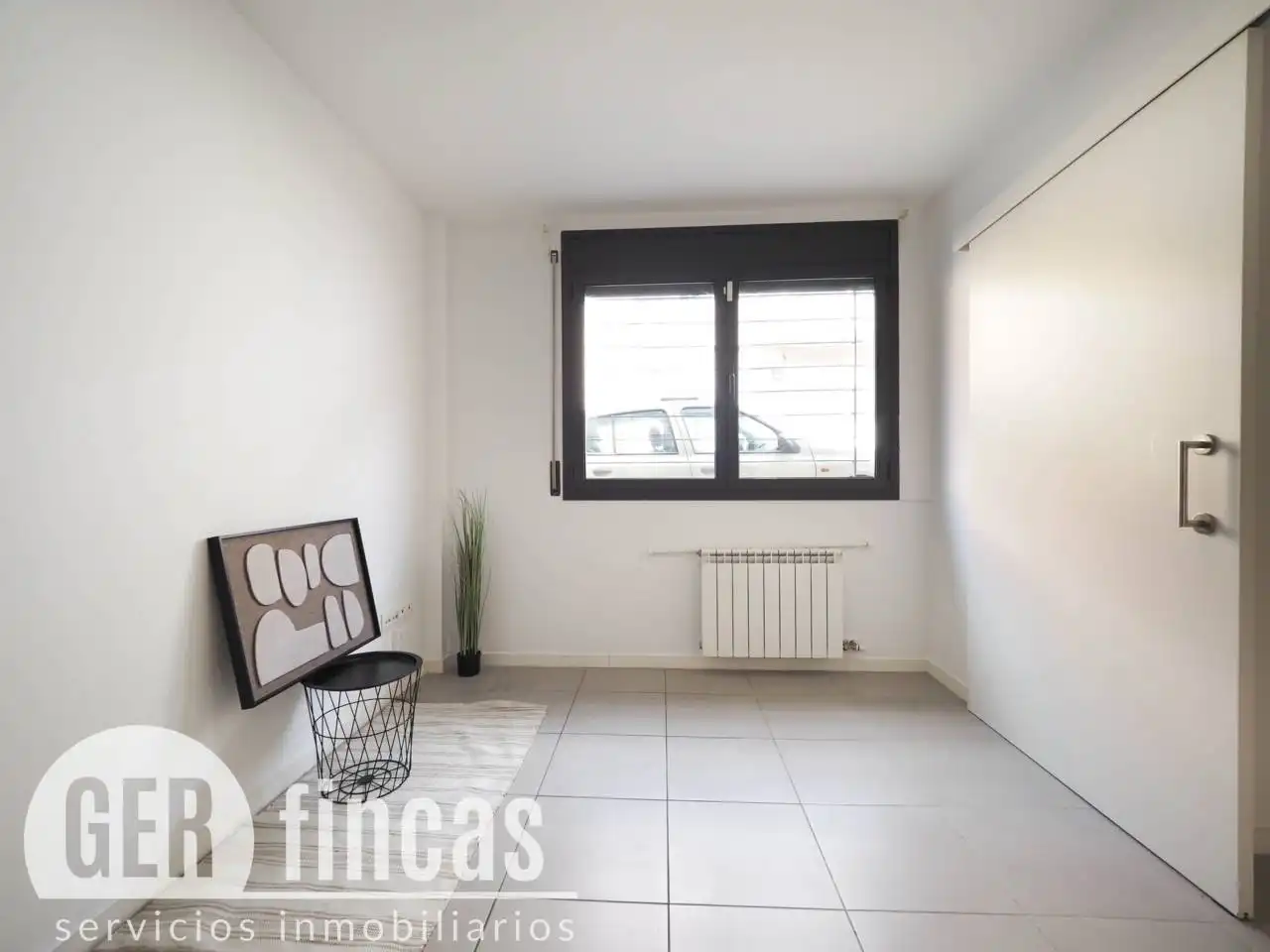 Flat with lift for sale in Calle Segòvia, imagen 3