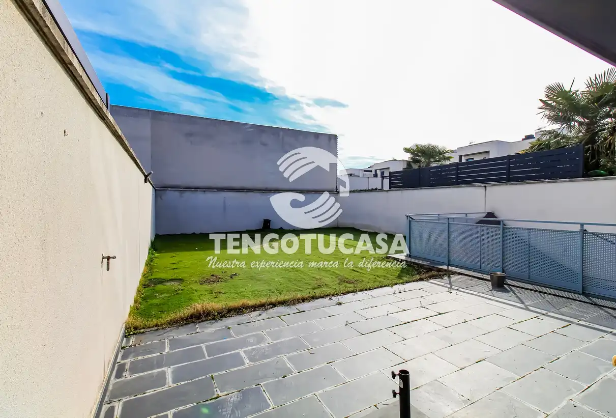 Terrace of Detached homes for rent in Madrid  with Air Conditioner, Heating and Private garden