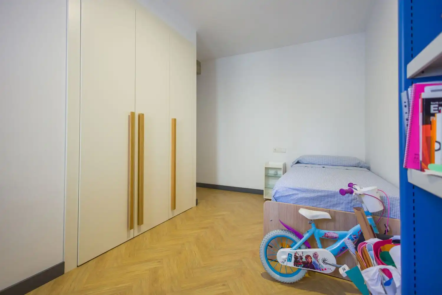 Flat for sale in OCTAVIO CUARTERO, Centro