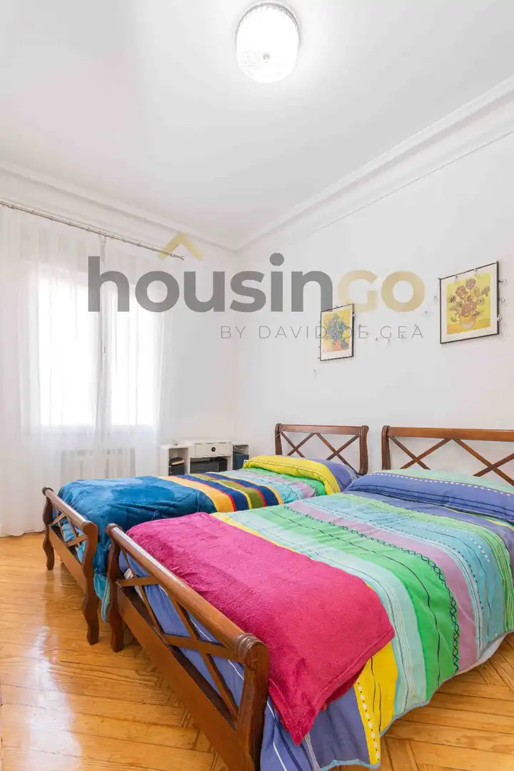 Flat for sale in Madrid  with Heating, Terrace and Storage room