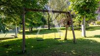 Jardí de Casa o xalet en venda en Boadilla del Monte amb Aire condicionat, Terrassa i Piscina