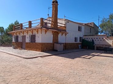 Country house for sale in Pedanías Centro